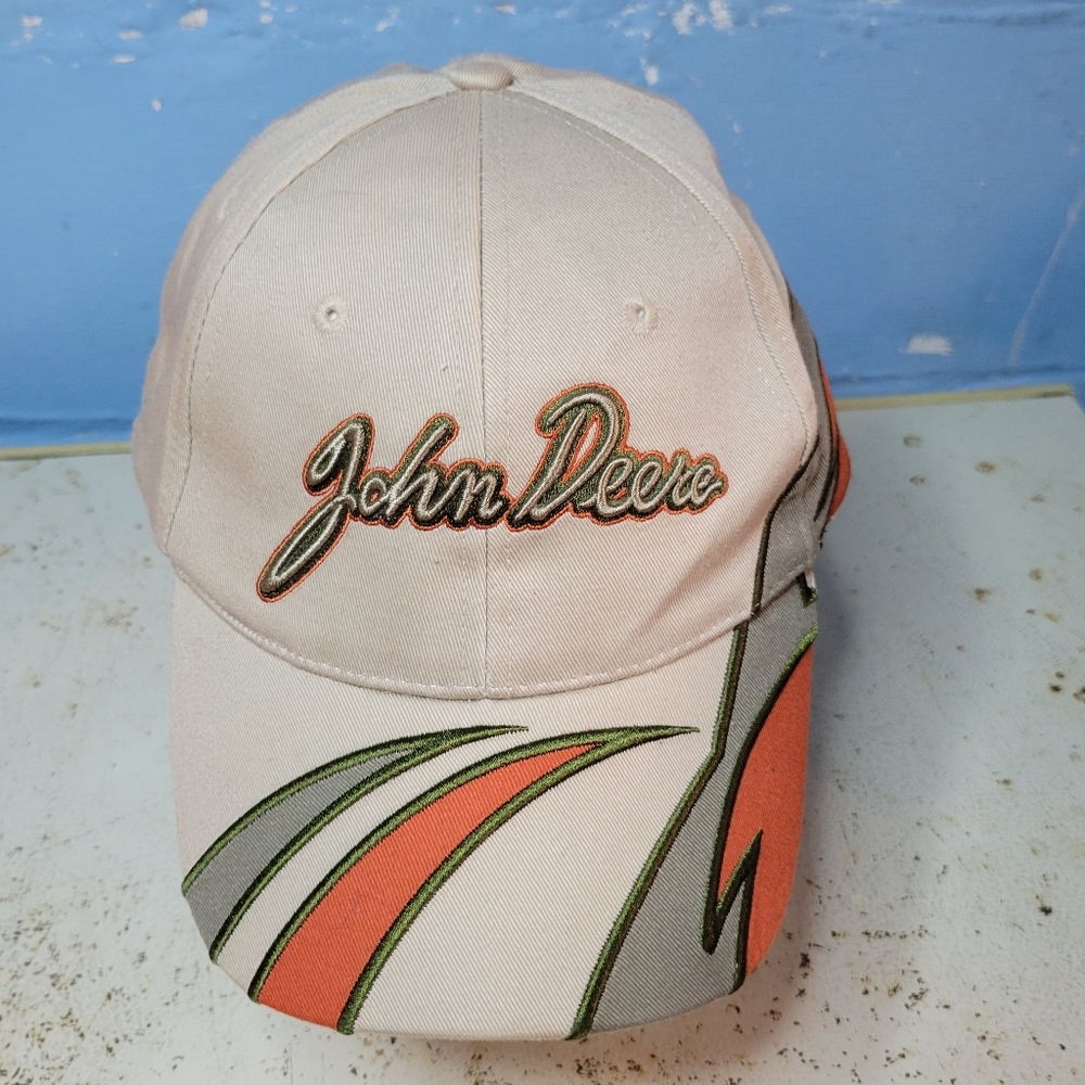 John Deere hat K-Products made. In like new condition